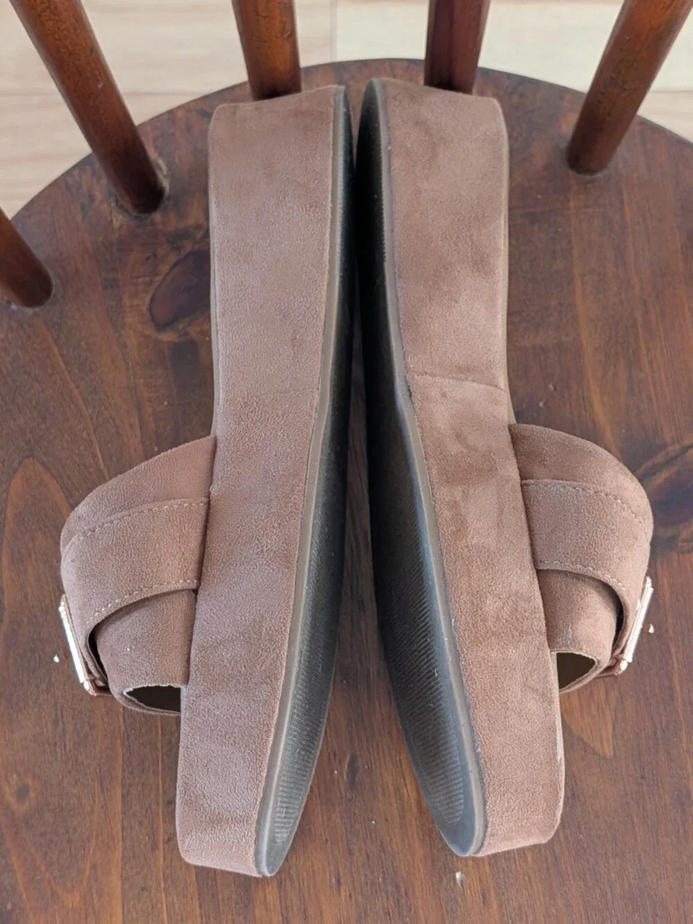 Seychelles brown suede